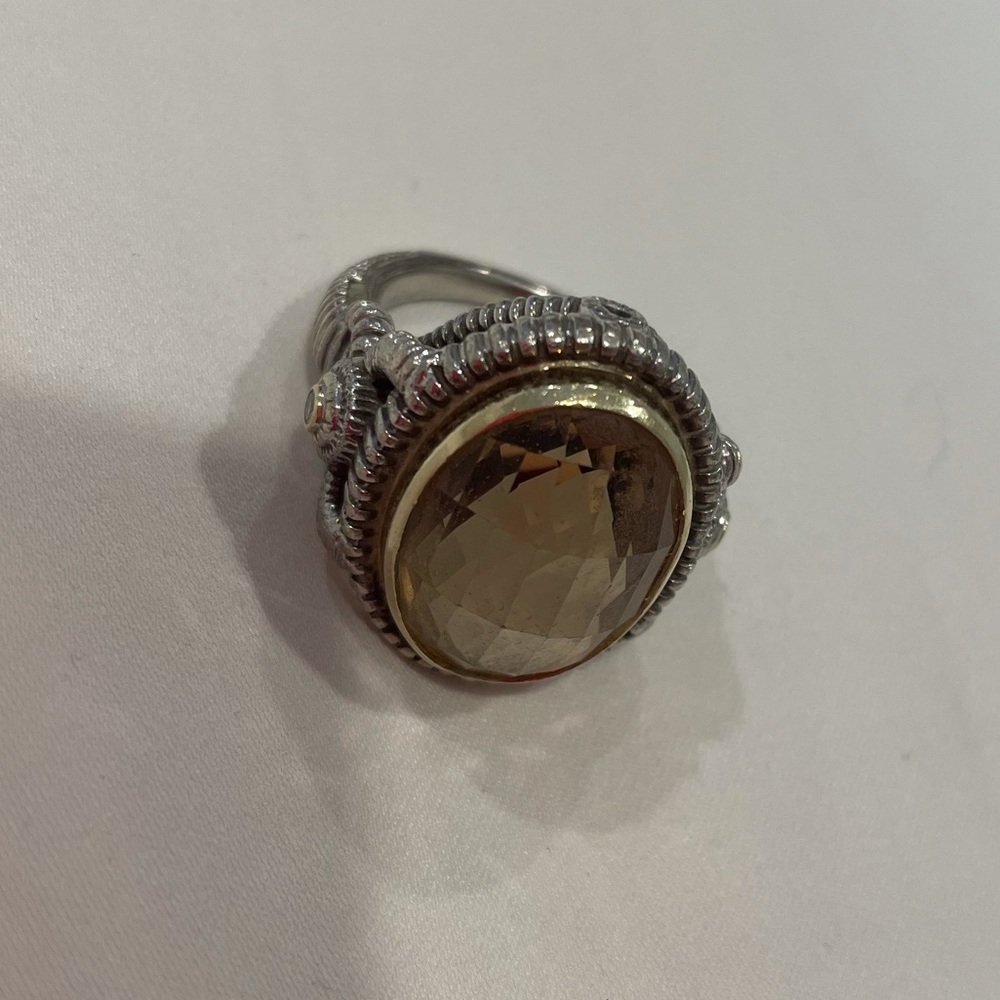 Judith ripka cocktail topaz ring, gold with 2 diamond on the side